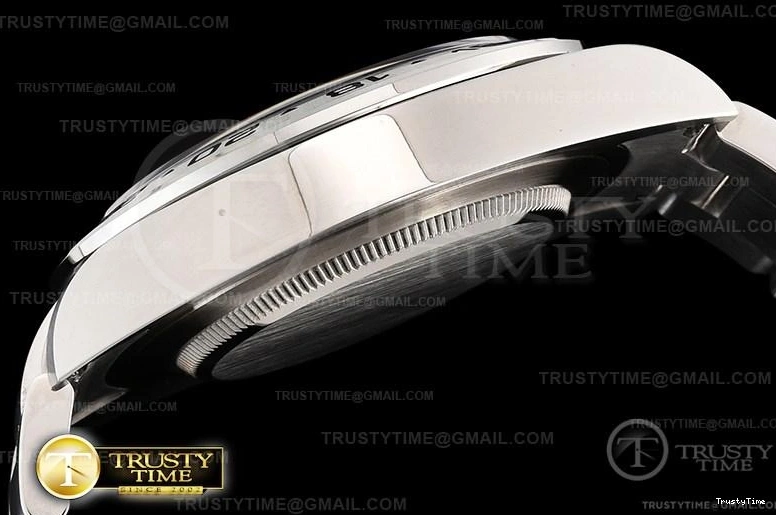0923 ROLEXP0245A – Explorer II Lightweight 973